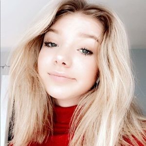 Meet your Posher, Ellie